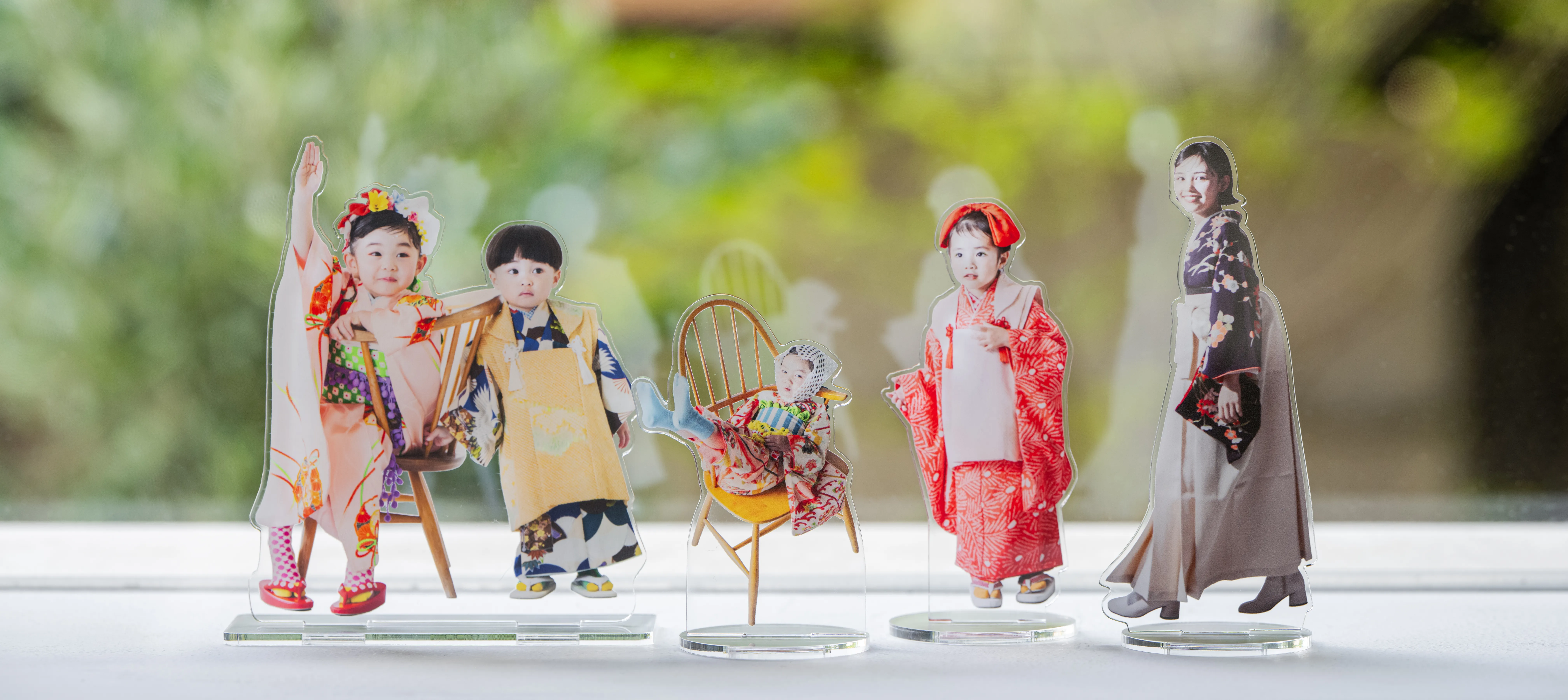 アルバムページトップビジュアル04 ACRYLICSTAND